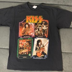 Old Kiss Band Graphic T-shirt
